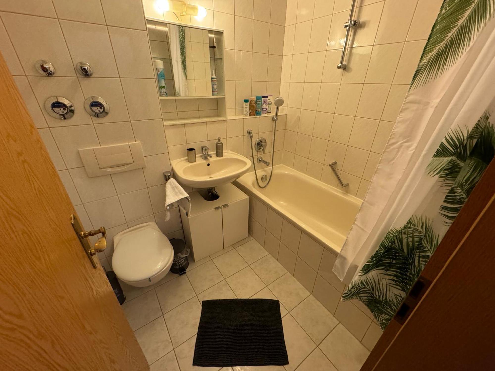 Kingsize Bett Boho Apartment Mit Tiefgarage Naehe Salzburg Freilassing Exterior photo